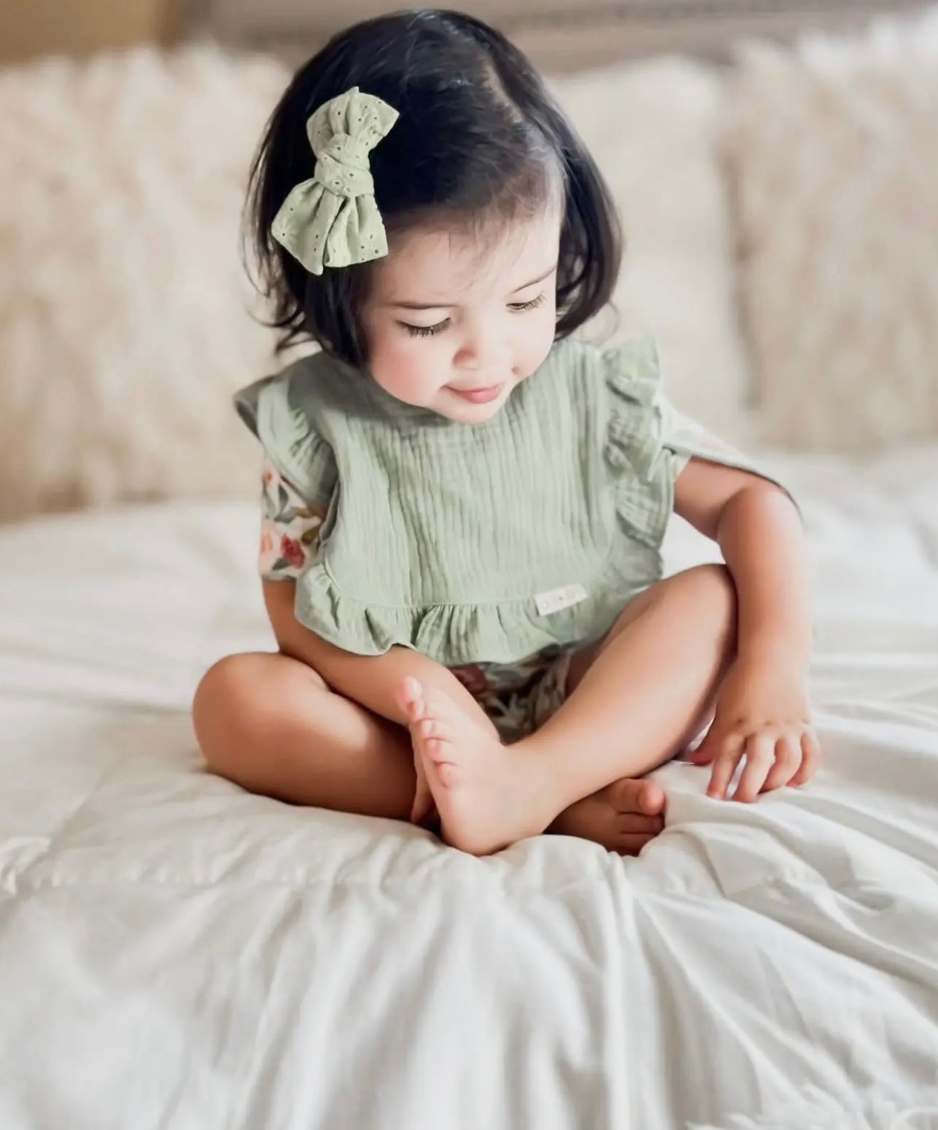 Muslin Cotton Ruffle Bib